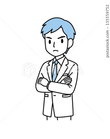 插畫素材：一位身穿白大褂、雙臂交叉、心情不好的男性醫護人員 135559752