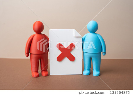 Termination of contract between the parties. Failure to reach an agreement. Disagreement and conflict. Deal collapse concept, broken trust and legal consequences for business relationships. 135564875