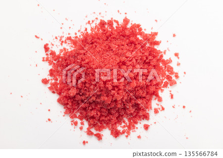 Raspberry granules (topping ingredient) Raspberry granules (topping ingredient) 135566784