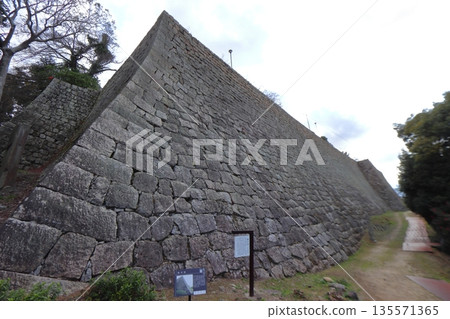High stone walls of Marugame Castle (Marugame City, Kagawa Prefecture) 135571365