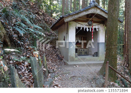 埼玉縣:北向不動神社【外秩父七峰穿越健行路線】小川町 埼玉縣:北向不動神社【外秩父七峰穿越健行路線】小川町 135571894