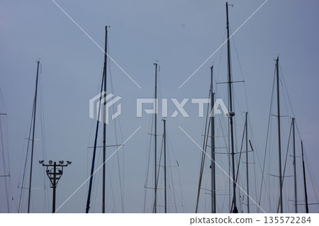 2020年8月14日，神奈川縣葉山碼頭，盛夏八月碼頭景色 135572284