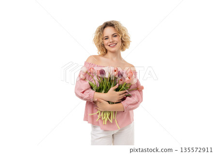 8 March honors women with flowers and joy in spring, isolated, PNG 8 March honors women with flowers and joy in spring, isolated, PNG 135572911