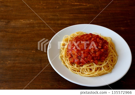 Handmade minced meat sauce spaghetti 135572966