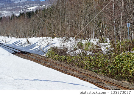 Sapporo-Numazu Line Sapporo-Numazu Line Toyogaoka JR Hokkaido 135573057