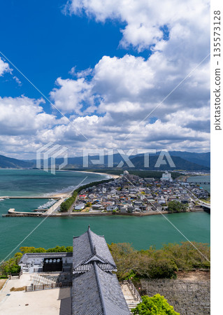 從佐賀縣唐津城眺望 135573128