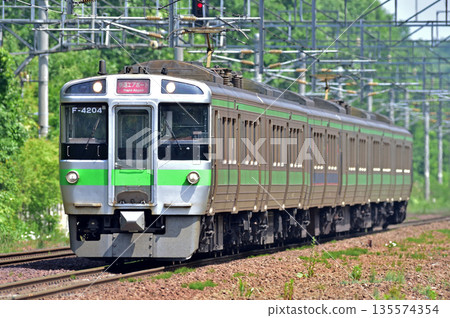 千歲線西之裡（新）JR北海道系列721 F-4204編隊（札幌）機場 135574354