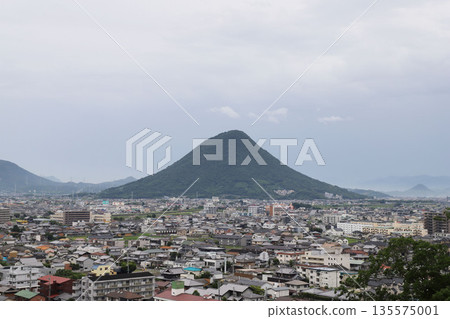 Marugame Castle, Marugame City, Kagawa Prefecture 135575001