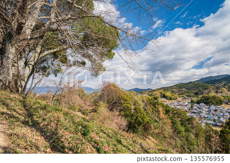 View from the Amakashi Hill Observatory, Amakashi Hill area of Asuka Historical Park, Asuka Village, Nara Prefecture 135576955