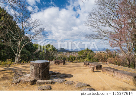 奈良縣飛鳥村天石丘陵地區飛鳥歷史公園川原展望台 奈良縣飛鳥村天石丘陵地區飛鳥歷史公園川原展望台 135577614
