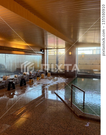 Large public bath at a hot spring inn 2 Large public bath at a hot spring inn 2 135580910