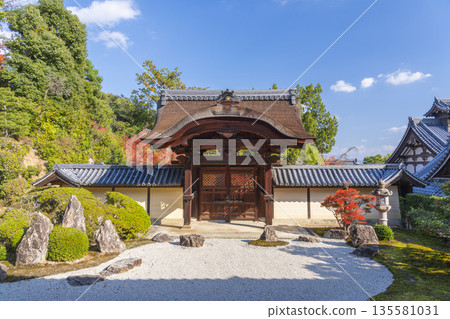 光明寺信樂庭園及皇門秋葉季 光明寺信樂庭園及皇門秋葉季 135581031