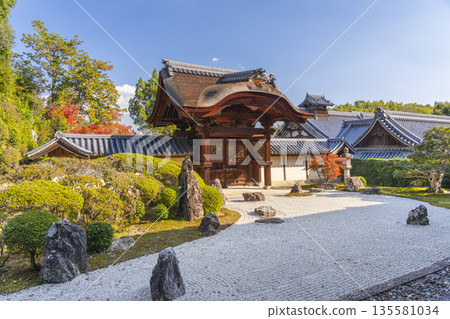 光明寺信樂庭園及皇門秋葉季 光明寺信樂庭園及皇門秋葉季 135581034