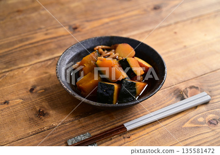 水煮南瓜和地瓜 水煮南瓜和地瓜 135581472