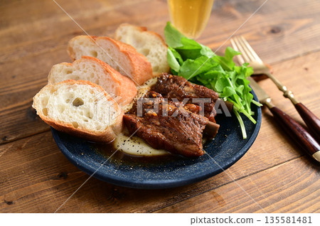 啤酒燉排骨 啤酒燉排骨 135581481