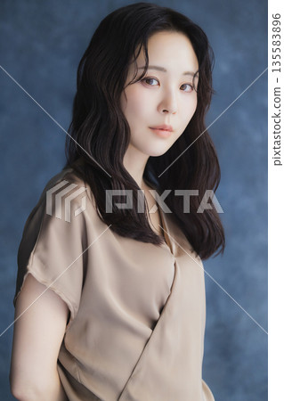 女人的肖像 135583896