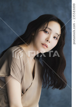 女人的肖像 女人的肖像 135583899