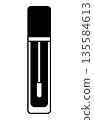 唇彩的單色插圖 135584613
