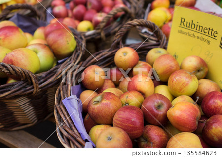 市面上販售的蘋果 135584623