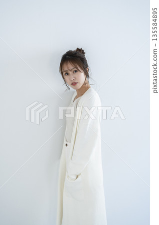 清爽的女人 135584895