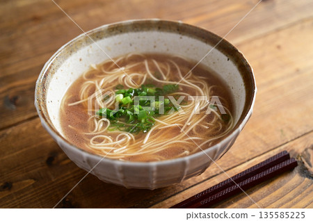Plain ramen Plain ramen 135585225