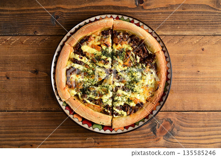 Keema curry pizza Keema curry pizza 135585246