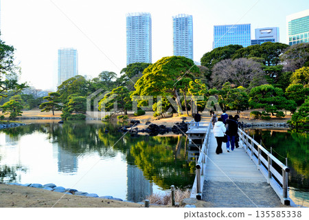 Hamarikyu Gardens Umite Otei Bridge Hamarikyu Gardens Umite Otei Bridge 135585338
