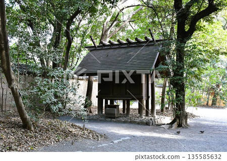 Atsuta Shrine in Winter 135585632