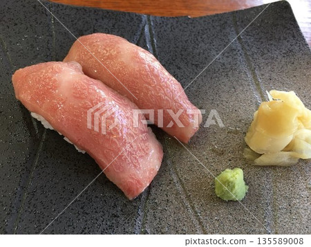 肥鮪魚壽司 肥鮪魚壽司 135589008
