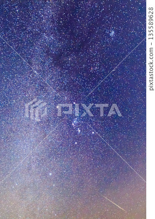 A starry sky with shooting stars and the winter Milky Way 135589628