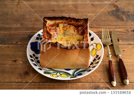 Bread stew gratin 135589658