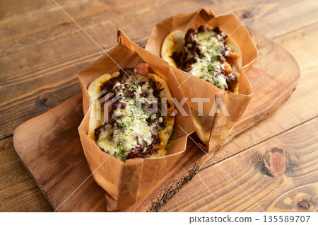 Nan curry dog and nan cutlet curry 135589707