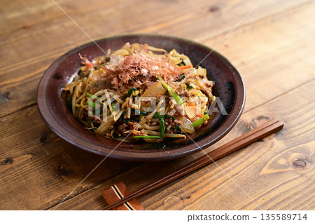 肉末炒麵 135589714