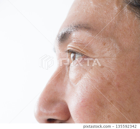 Close up of male eyes 135592342