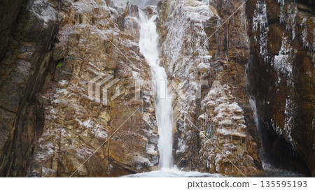 Hidden waterfall 135595193