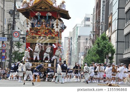 Kyoto Gion Festival Yamahoko Procession Nagatoboko 135596868