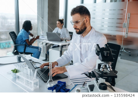 Doctors are in the clinic 135598424