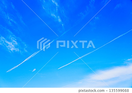 Blue sky and airplane cloud Blue sky and airplane cloud 135599088