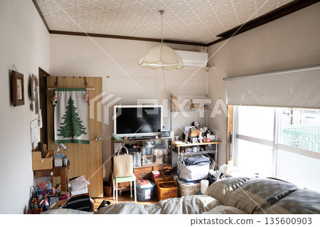 Room with a bed Room with a bed 135600903