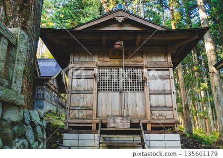 Hosono Suwa Shrine, sub-shrine Hosono Suwa Shrine, sub-shrine 135601179
