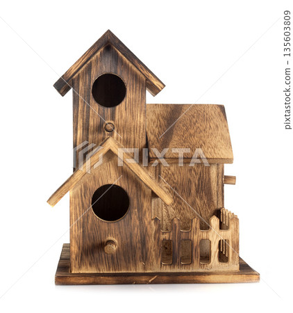 bird nest house 135603809