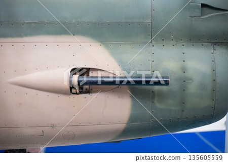 Aircraft fuselage detailing machine gun armament 135605559