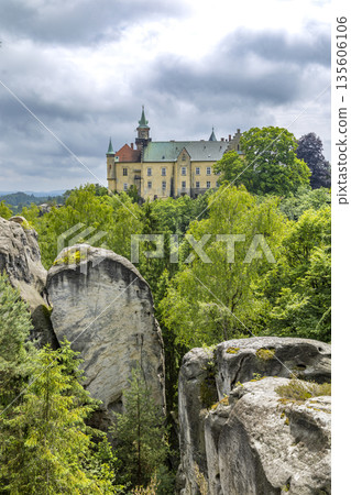 Hruba Skala Castle standing on rock formations over trees Hruba Skala Castle standing on rock formations over trees 135606106