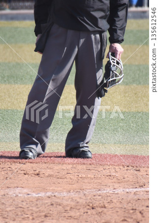 Baseball umpire Baseball umpire 135612546