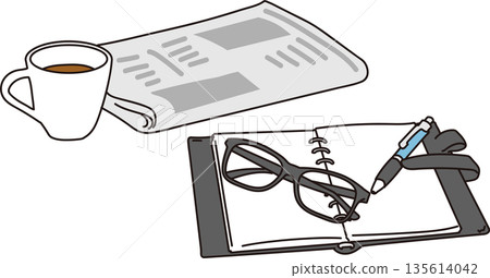 咖啡、報紙和記事本等商業圖片素材 135614042