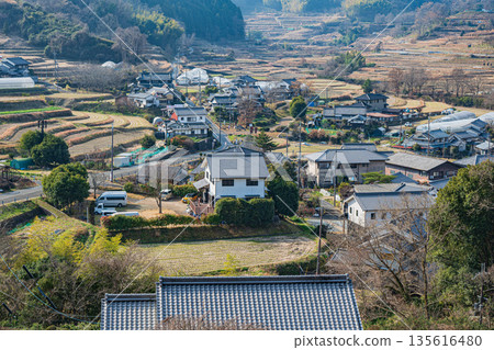 Winter scenery of Asuka Village, Nara Prefecture 135616480