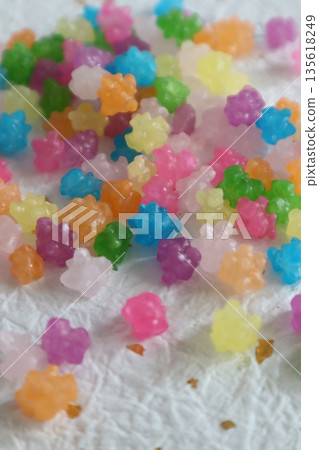 彩色紙屑糖果 彩色紙屑糖果 135618249