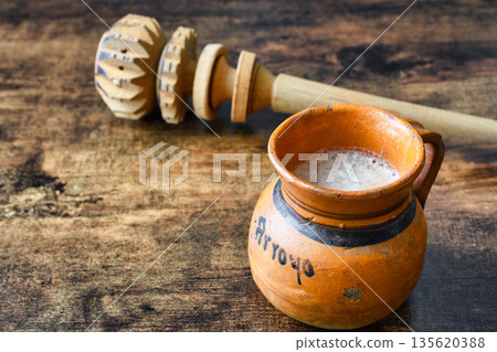 墨西哥莫利尼洛和巧克力 墨西哥莫利尼洛和巧克力 135620388