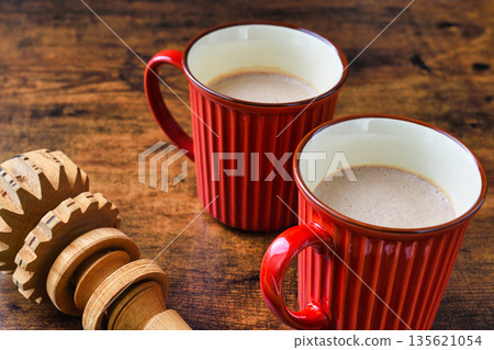 墨西哥莫利尼洛和巧克力 135621054