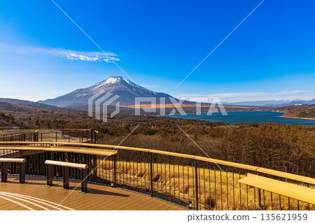 Mount Fuji Panorama Observatory (December, clear skies) 135621959